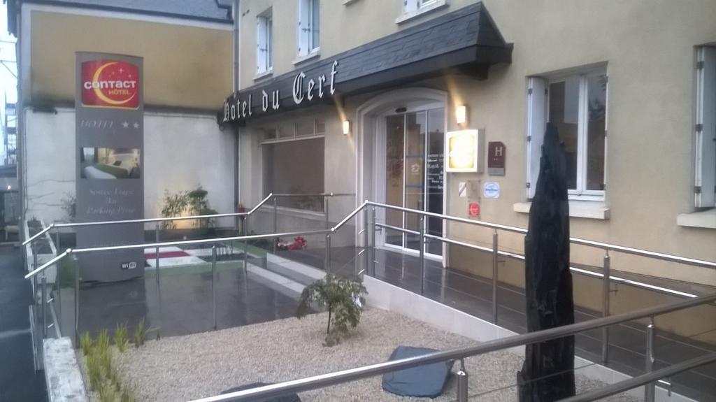 Contact Hotel Du Cerf ชาโต-กงติเยร์ ภายนอก รูปภาพ